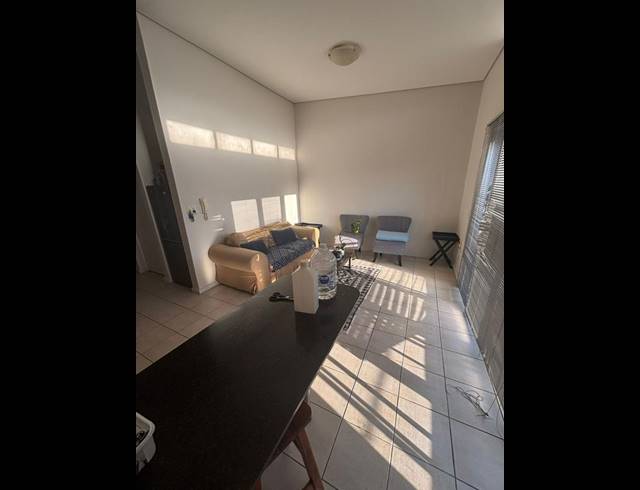 2 BEDROOM PROPERTY TO RENT IN LA COLLINE